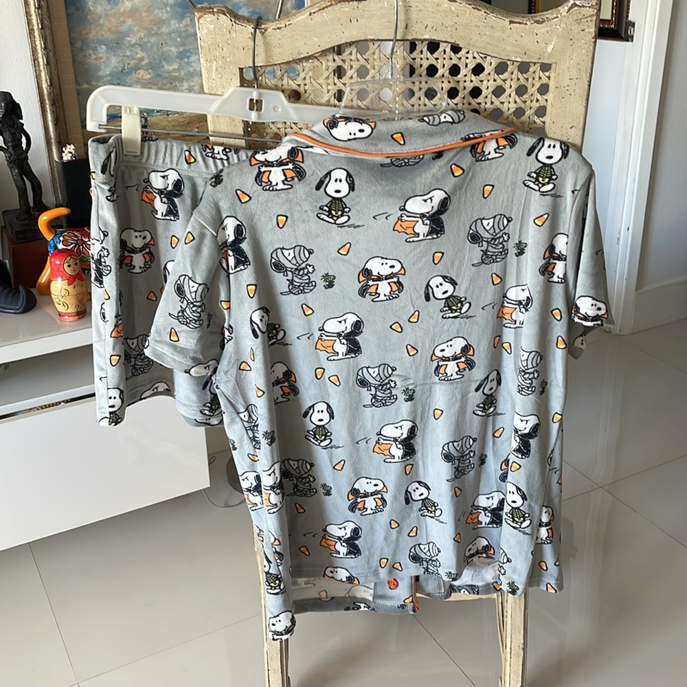 Munki Munki Halloween Peanuts Snoopy &!Woodstock Loungewear/PJ Short Set - Picture 2 of 5